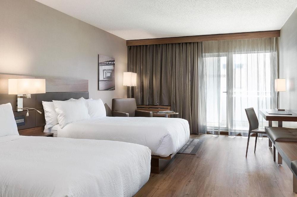 Ac By Marriott Cenco Costanera