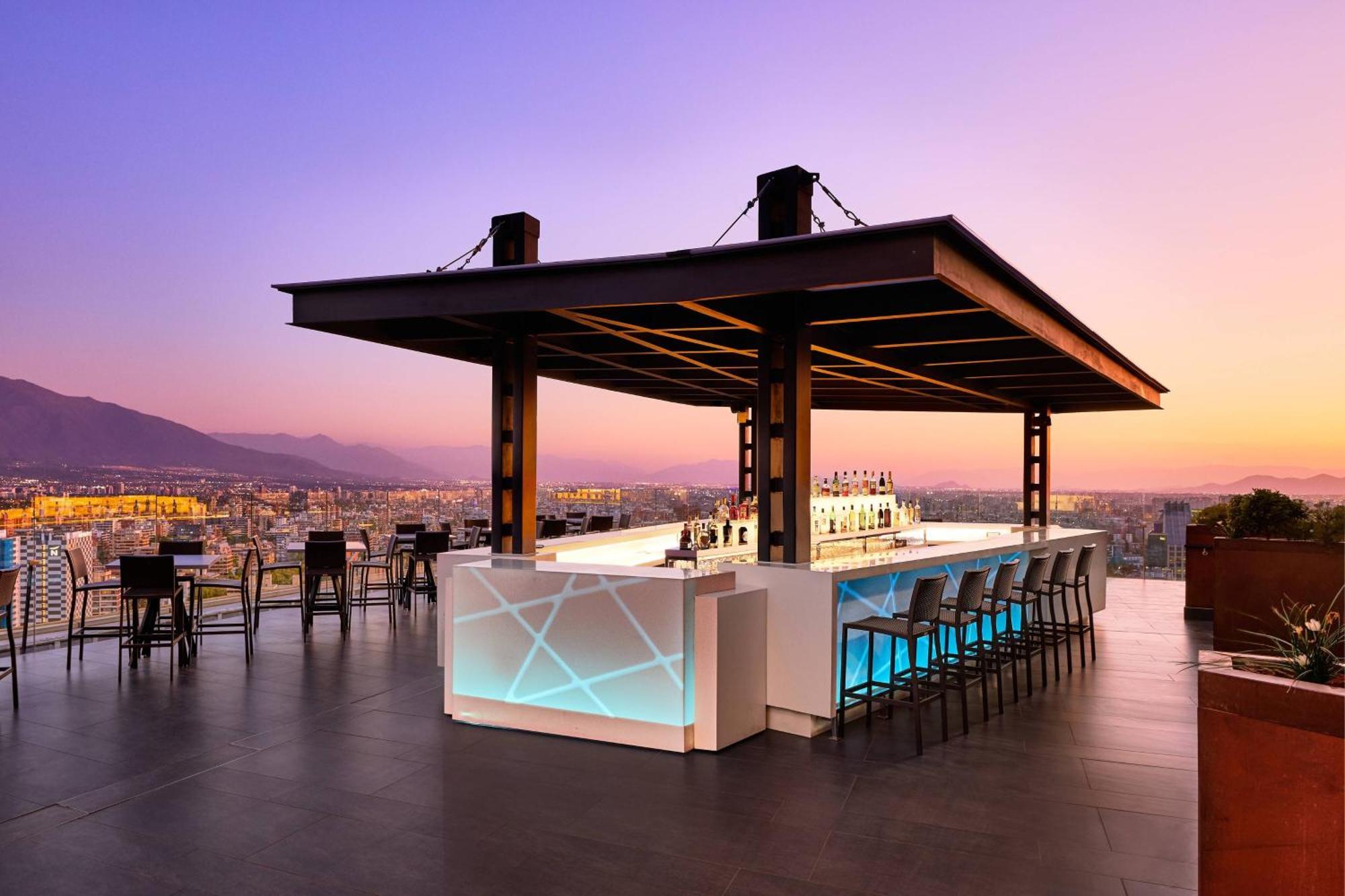 Ac By Marriott Cenco Costanera Hotel