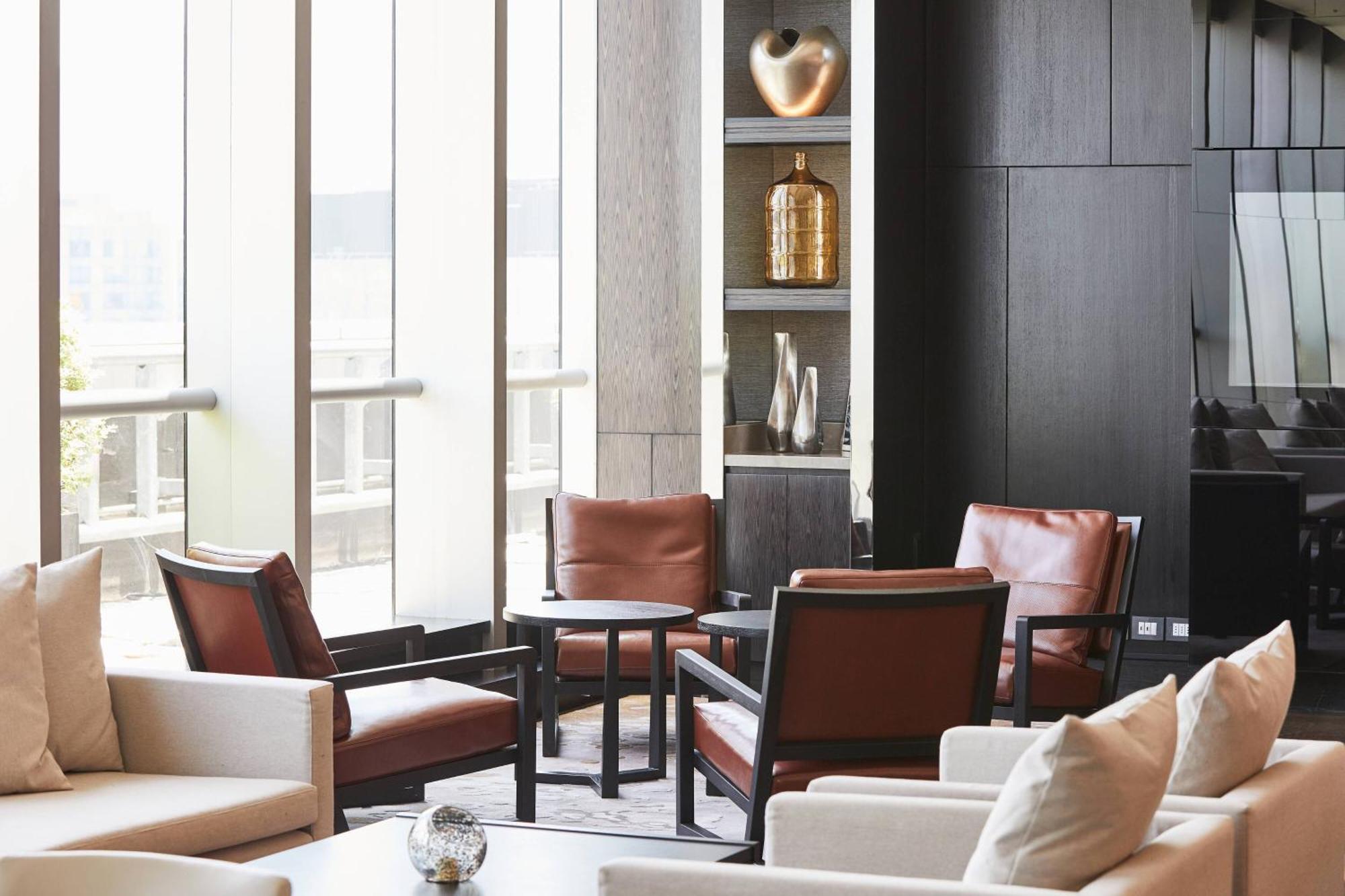 Ac By Marriott Cenco Costanera
